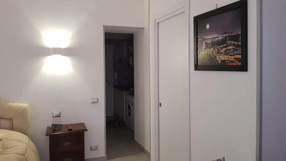 Giardinetto A Toledo Apartments Napoli Bagian luar foto